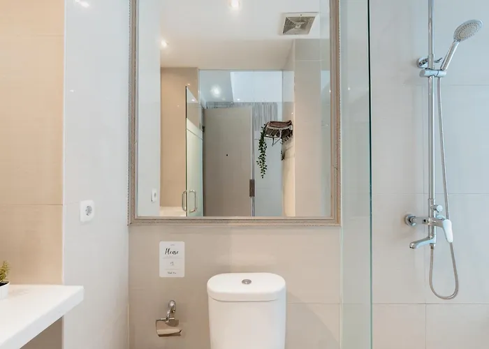 Bali Bustle Kuta Coliving & Coworking Space Aparthotel Legian (Bali)