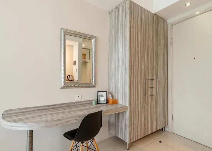 Bali Bustle Kuta Coliving & Coworking Space 3* Legian (Bali)