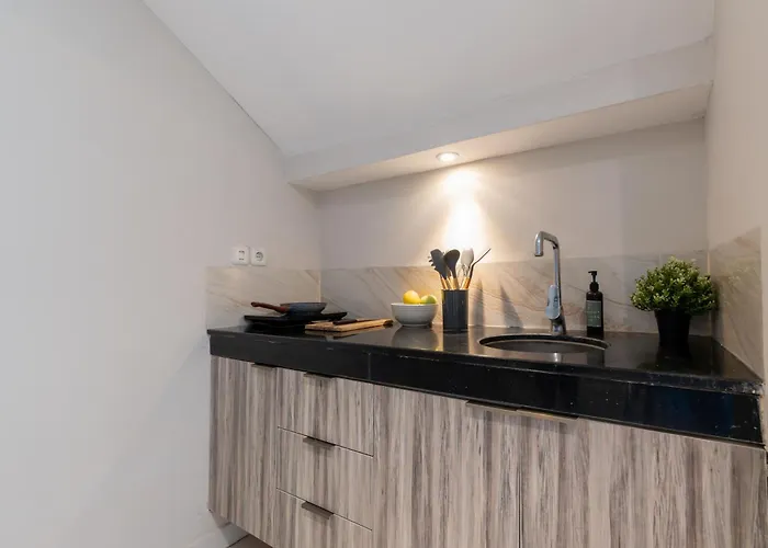 Aparthotel Bali Bustle Kuta Coliving & Coworking Space
