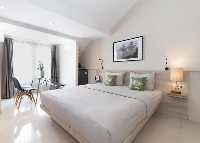 Bali Bustle Kuta Coliving & Coworking Space 3* Legian (Bali)